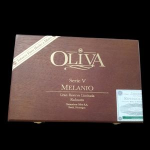 Olivia Serie V Melanio Box